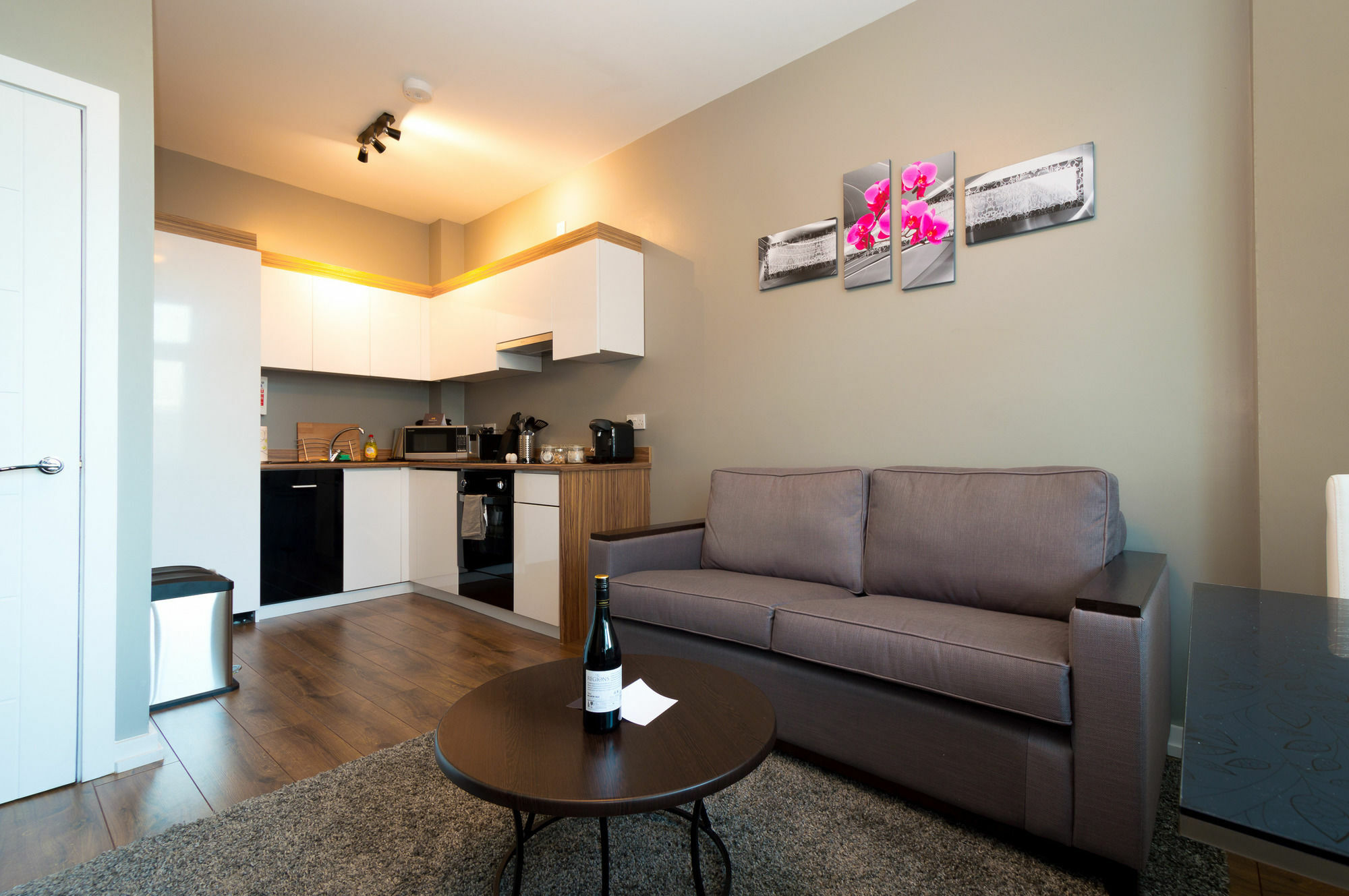 Aaron Wise Apartments Cardiff Eksteriør bilde